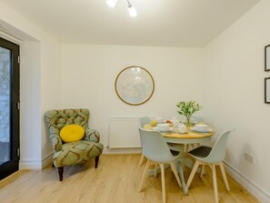 Dining - 2 Bed in Wareham (oc-dc028) (West Lulworth)