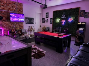 Spielezimmer