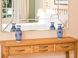 3 Schlafzimmer, Reisekinderbett, kostenloses WLAN, Bettwäsche