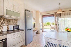Coffee/tea maker, microwave, oven, stovetop - Sani Nature Maisonette by Rentals Pro - Sani Halkidiki (Sani)