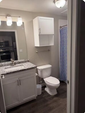 Bathroom - Shops of Legacy Apartment (Plano)