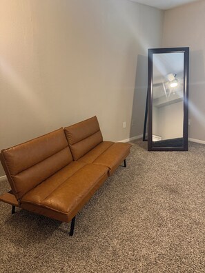 Living area - Shops of Legacy Apartment (Plano)