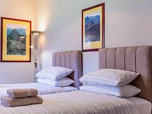Free WiFi, bed sheets - 1 Bed in Alness (oc-ca232) (Caplich)