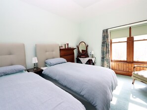 Wifi gratis y ropa de cama