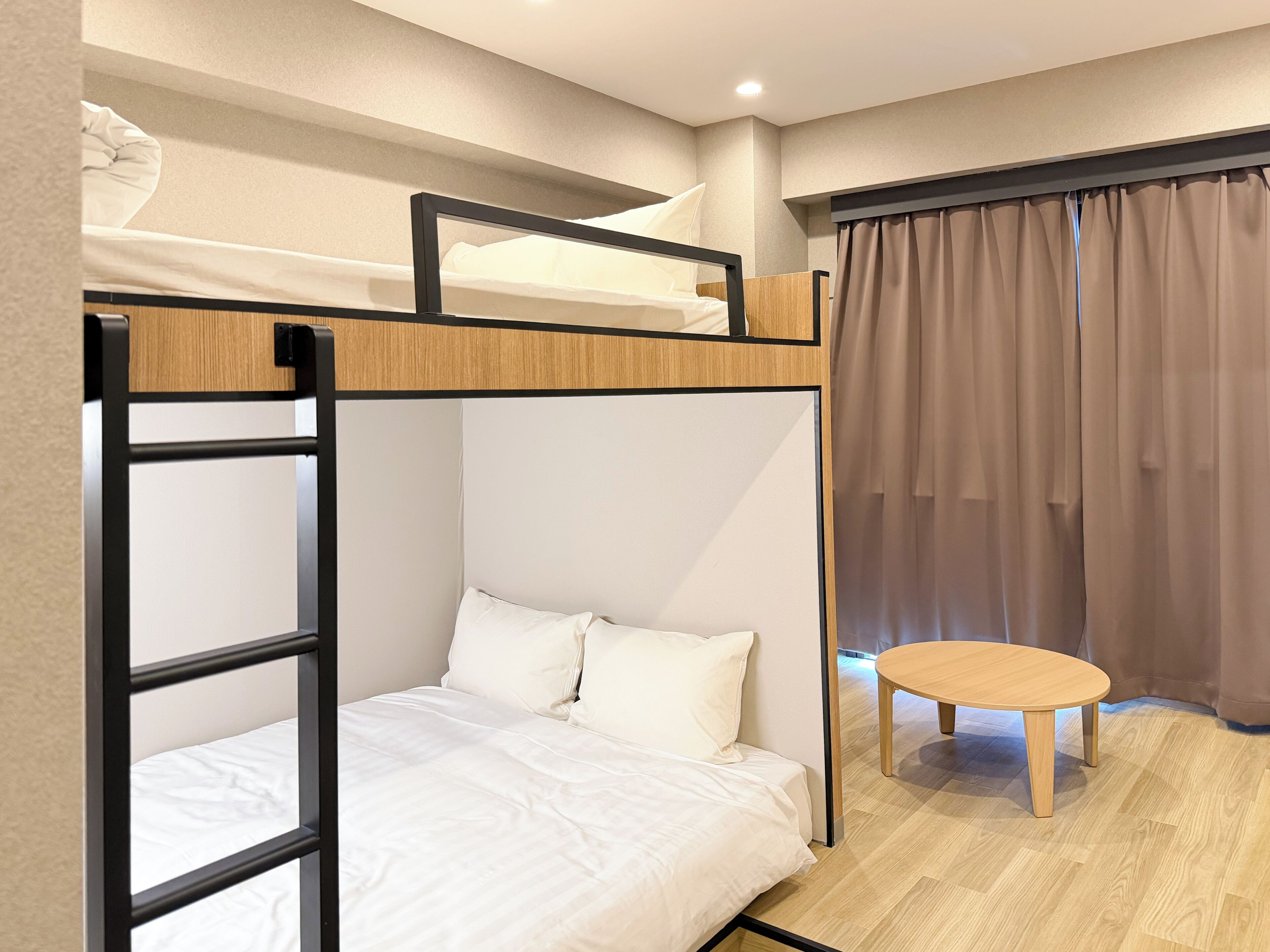 Family Room, Non Smoking | WiFi (free), bed sheets