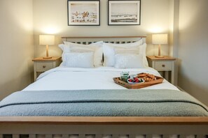 2 Schlafzimmer, Reisekinderbett, kostenloses WLAN, Bettwäsche