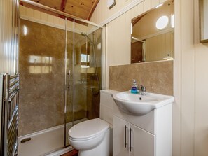 Bathroom - 1 Bed in Shrewsbury (oc-77906) (Leighton)