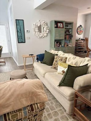TV, offices - Sea Colony - 55110 Manor Pl. (Bethany Beach)