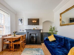 Living area - 2 Bed in Norwich (oc-78491) (Bacton)