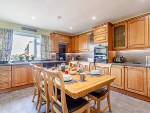 Private kitchen - 3 Bed in Dumfries (oc-77430) (Auldgirth)