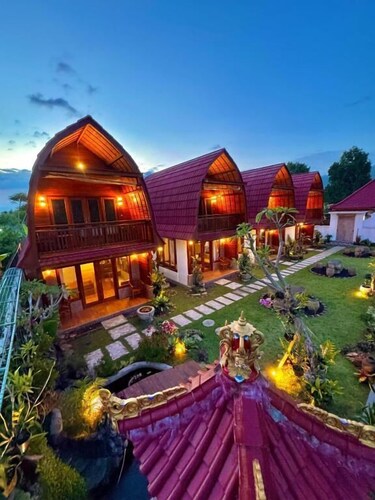 Sarenmas Cottage