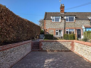 Exterior - 2 Bed in Mundesley (oc-kt192) (Mundesley)