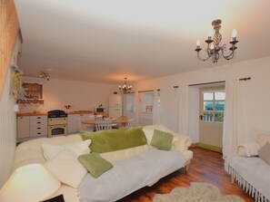 TV, fireplace - 2 Bed in Alnwick (oc-78643) (Edlingham)
