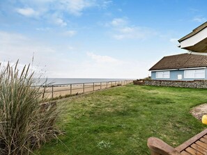Property grounds - 2 Bed in Norwich (oc-75391) (Bacton)