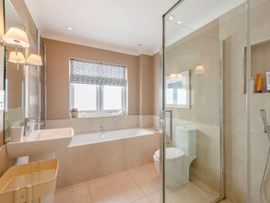 Bathroom - 4 Bed in Swanage (oc-dc070) (Studland)