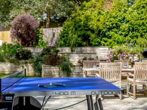 Outdoor dining - 4 Bed in Swanage (oc-dc070) (Studland)