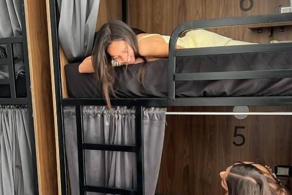 Shared Dormitory, Men only, Non Smoking, Air conditioning