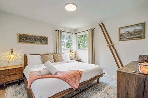 Bügeleisen/Bügelbrett, Reisekinderbett, WLAN, Bettwäsche