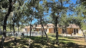 Exterior - Eugène's Little Cottage (Provence-Alpes-Côte d'Azur)