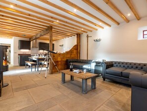 Fernseher, Kamin