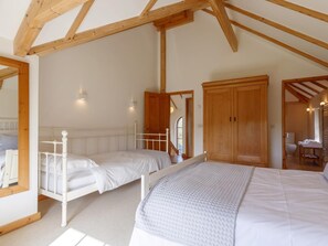 Room - 3 Bed in Crackington Haven (oc-78271) (Crackington)