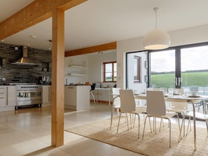 Private kitchen - 3 Bed in Crackington Haven (oc-78271) (Crackington)
