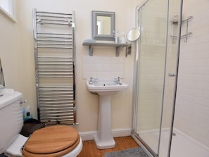 Towels - 2 Bed in Ventnor (oc-75920) (Ventnor)