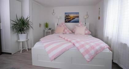 KATI Vacation Rentals: 1-Bedroom Apartment