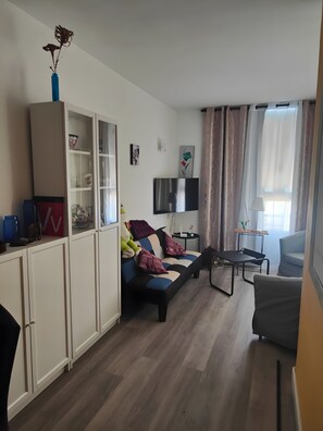 Living area - Fantastic 1-Bedroom Apartment with Sea Views, Pool, and Air Conditioning (Costa Adeje)