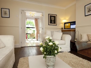 TV, fireplace - 2 Bed in Richmond (oc-g0116) (Hutton Magna)