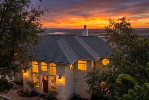 Exterior - Hillside Oasis - Lake & Sunset Views with Hot Tub (Lago Vista)