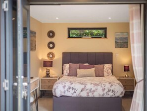 Room - 1 Bed in Lymington (oc-74314) (Sway)