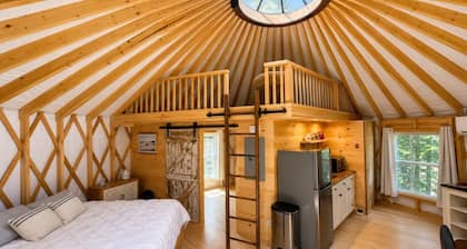 Romantic Yurt Getaway with lake access and hot tub near Acadia