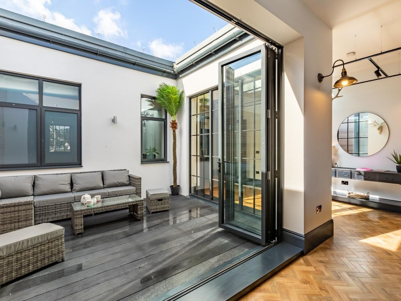 Terrace/patio