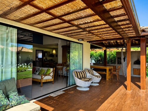 Villa Serena | Vacation Home for Families and Groups