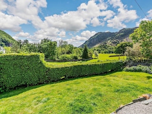 Property grounds - 3 Bed in Keswick (oc-sz148) (Grange)