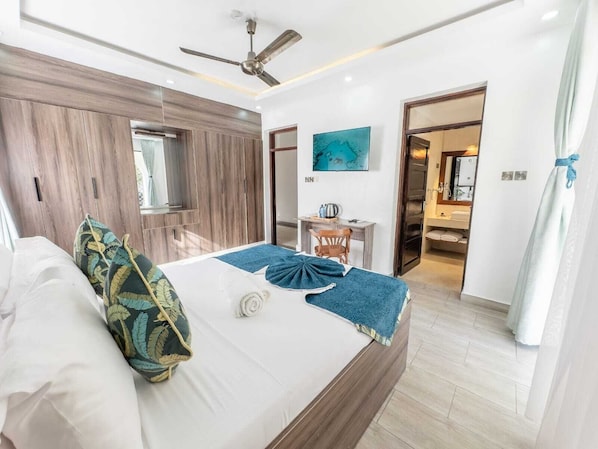 5 bedrooms, Internet, bed sheets