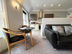 Interior - 1 Bed in Keswick (oc-sz544) (Keswick)