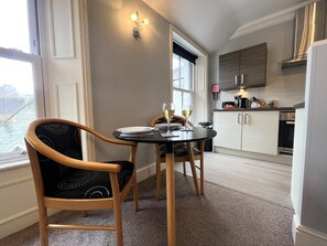 Dining - 1 Bed in Keswick (oc-sz544) (Keswick)
