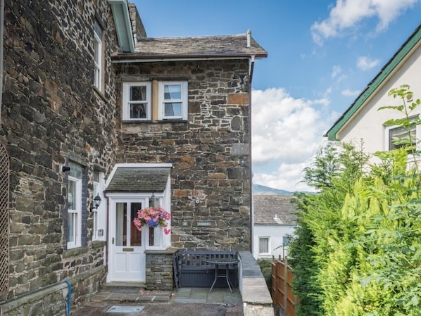 Exterior - 2 Bed in Keswick (oc-sz490) (Keswick)