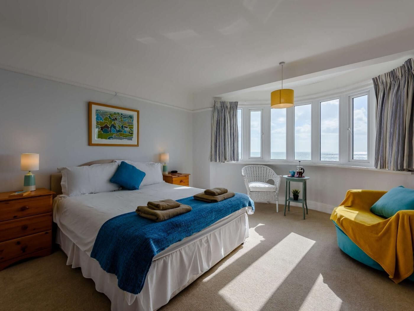 3 bedrooms, travel cot, free WiFi, bed sheets