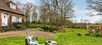4 Bed in Uckfield (oc-bt021)