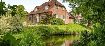 4 Bed in Uckfield (oc-bt021)