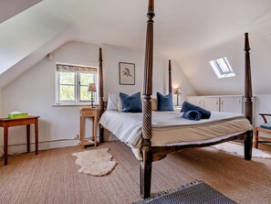 Room - 5 Bed in Sturminster Newton (oc-76458) (Woodrow)