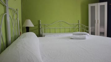 WiFi, bed sheets