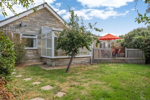 3 Bed in Freshwater (oc-79039)