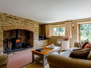 TV, fireplace - 3 Bed in Minehead (oc-78698) (North Quarme)