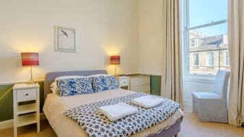 WiFi (free), bed sheets