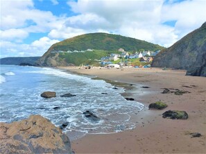 Beach - 4 Bed in Llandysul (oc-78801) (Llandysiliogogo)