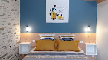 WiFi, bed sheets